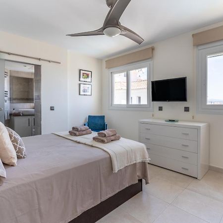 Puerto Blanco Apartment เอสเตโปนา ภายนอก รูปภาพ